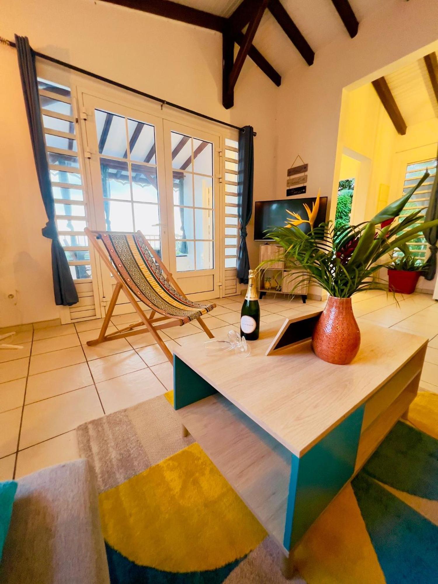 Villa Iguana, Duplex Paisible, Vue Magnifique Mer Et Rocher Du Diamant, Piscine 圣吕斯 外观 照片